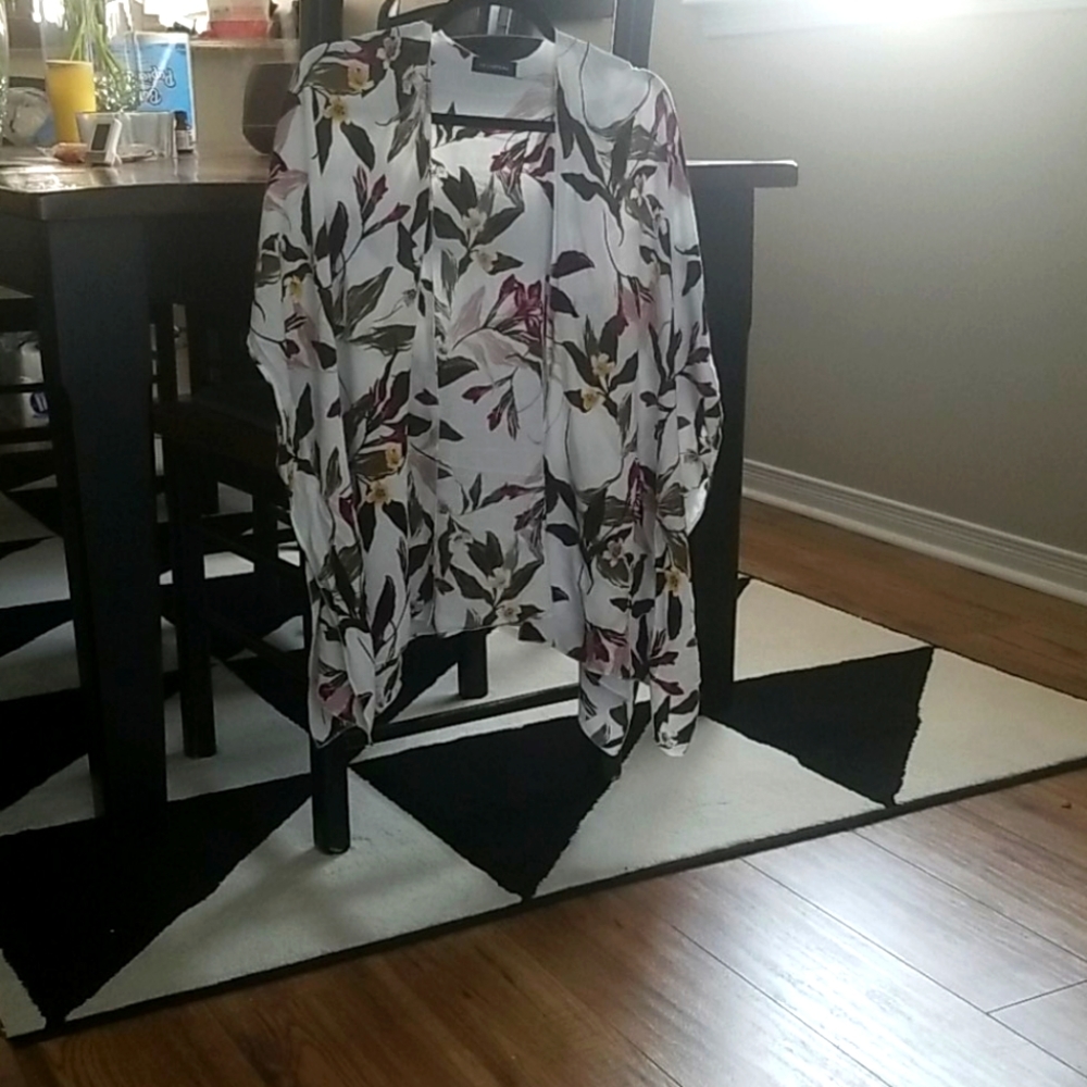 Floral kimono